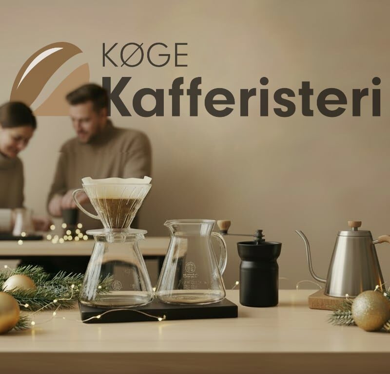 Køge Kafferisteri julekaffe med dekorationer